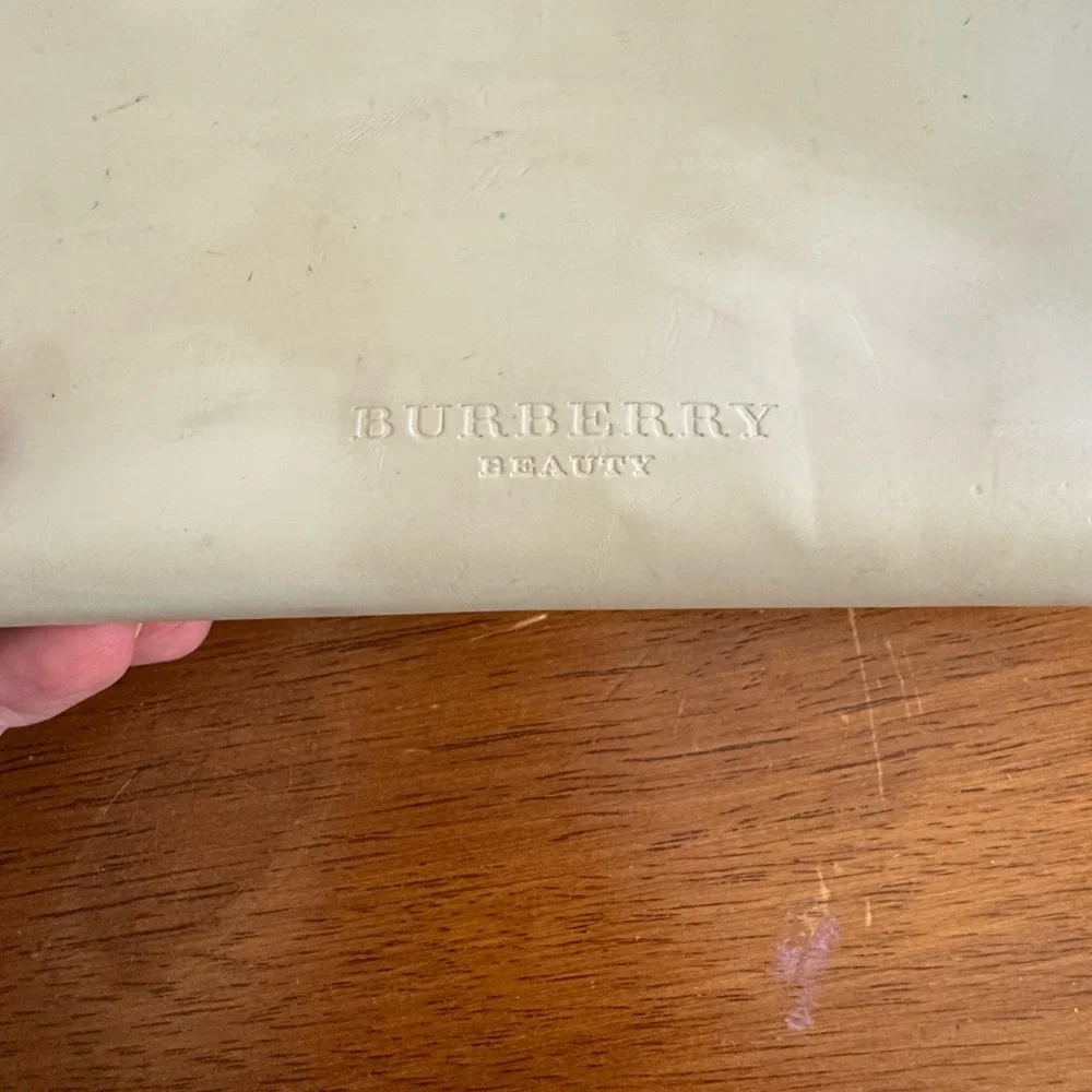 Burberry Beauty cosmetics bag top zip fair condition see pics 7x5x2.5